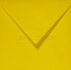 gekleurde-vierkante-envelop-geel-35-450