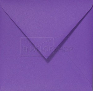 gekleurde-vierkante-envelop-paars-44-450