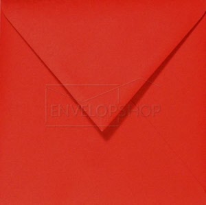 gekleurde-vierkante-envelop-rood-15-450